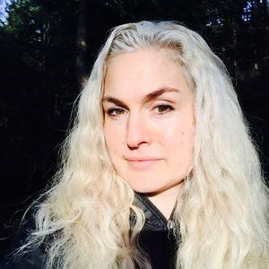 Meet your Posher, Elizabeth